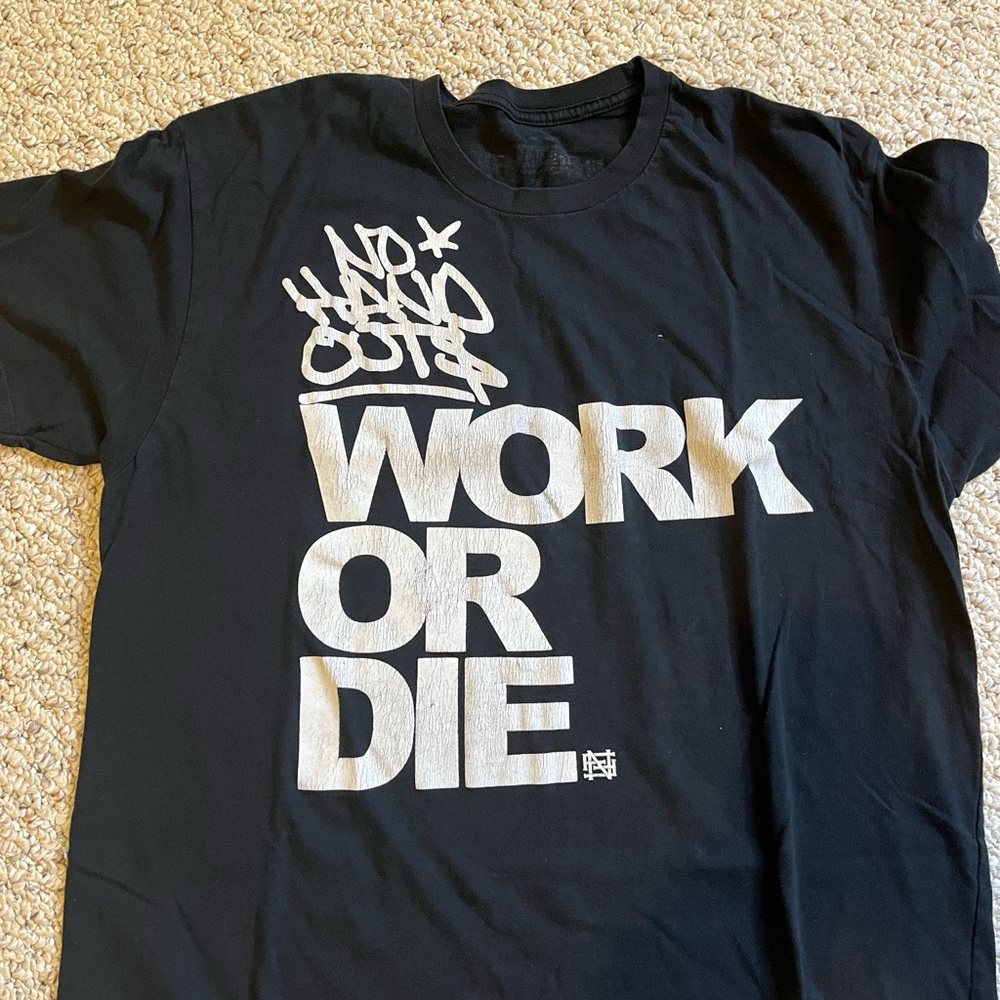 Flag nor fail graphic t